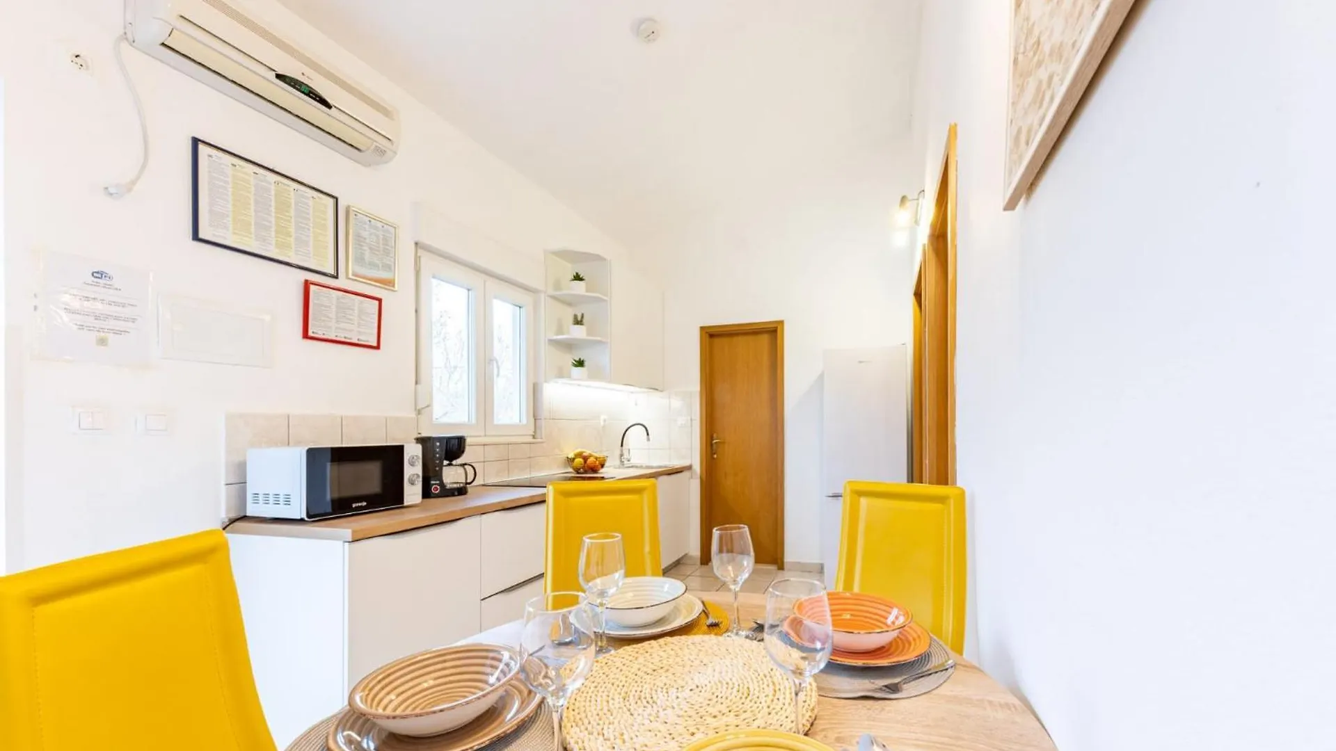 Villa Paradise Prgomet 0*,  Croatia