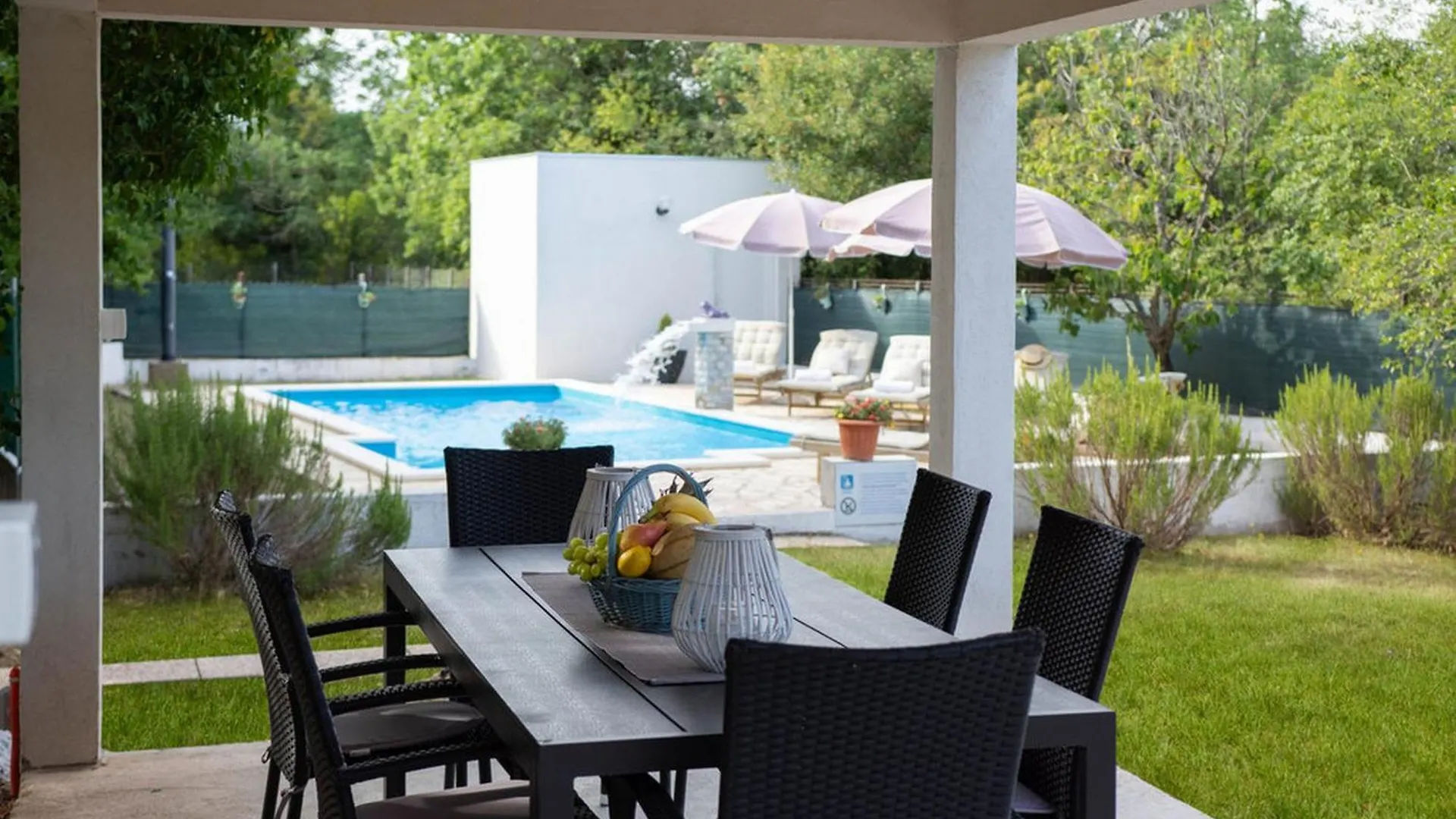 Villa Paradise Prgomet